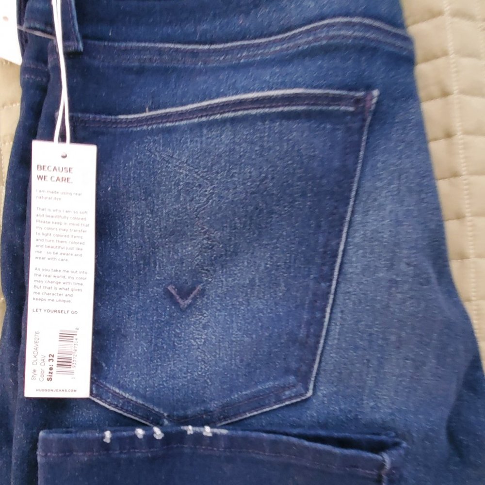 Jeans - Picture 3 of 10